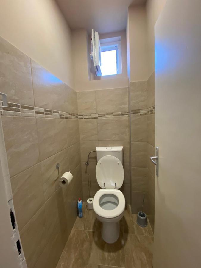 Edina Apartman Balatonlelle Exterior foto
