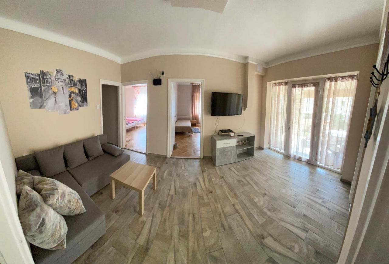 Edina Apartman Balatonlelle Exterior foto