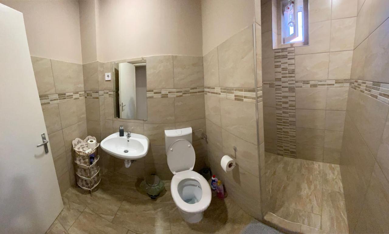 Edina Apartman Balatonlelle Exterior foto